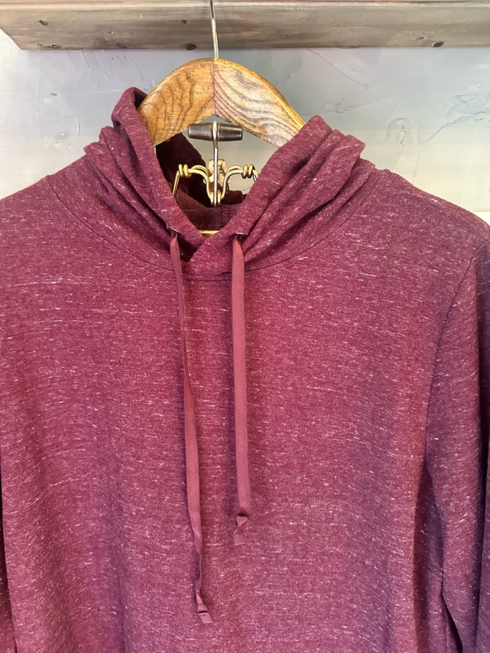 Athletic‎ Works Maroon Hoodie Size XL Cozy Pullover Sweatshirt Athleisure - Picture 5 of 12